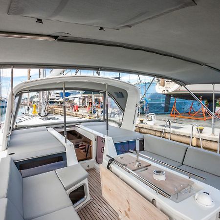 Yacht Psari Hotell Thessaloníki Exteriör bild
