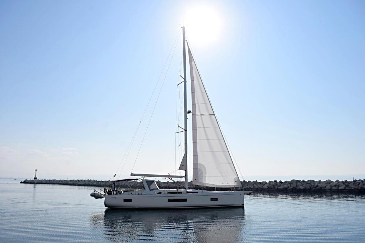 Yacht Psari Hotell Thessaloníki Exteriör bild