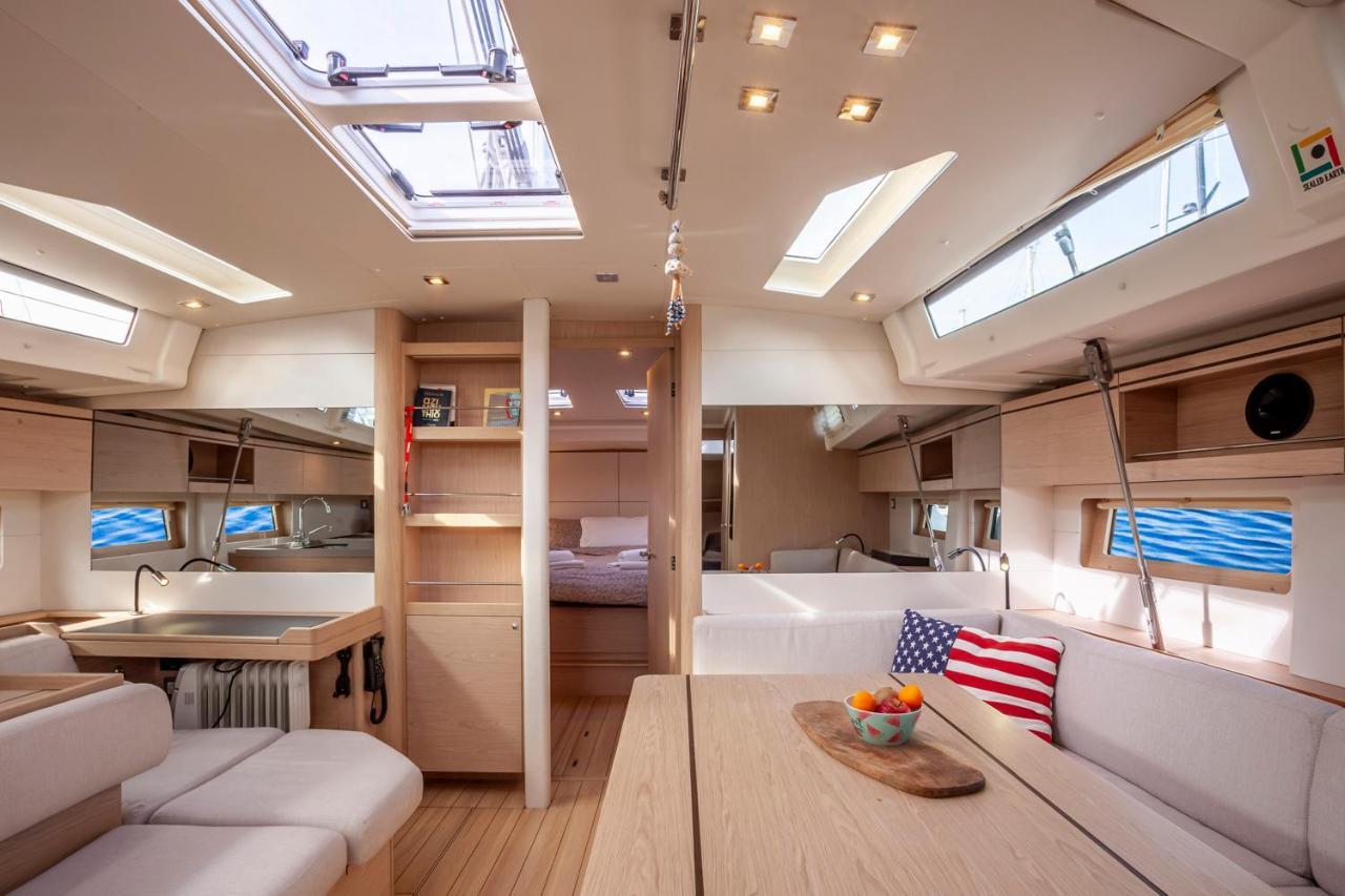 Yacht Psari Hotell Thessaloníki Exteriör bild